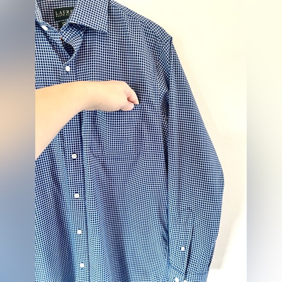 Lauren Ralph Lauren Classic Fit Wrinkle Free Plaid Button Down Shirt - Picture 5 of 10